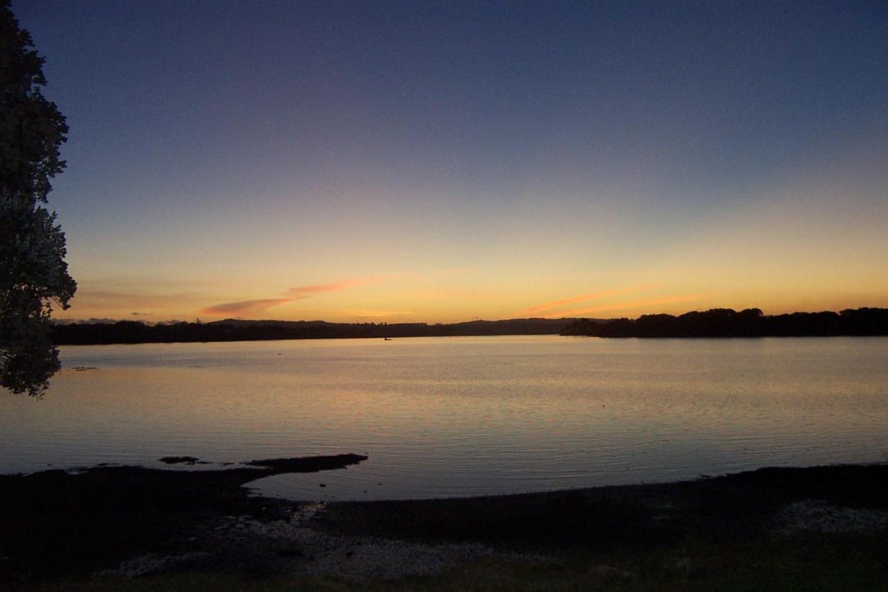 Absolute Waterfront Serenity Near Auckland Clarks Beach Exterior foto